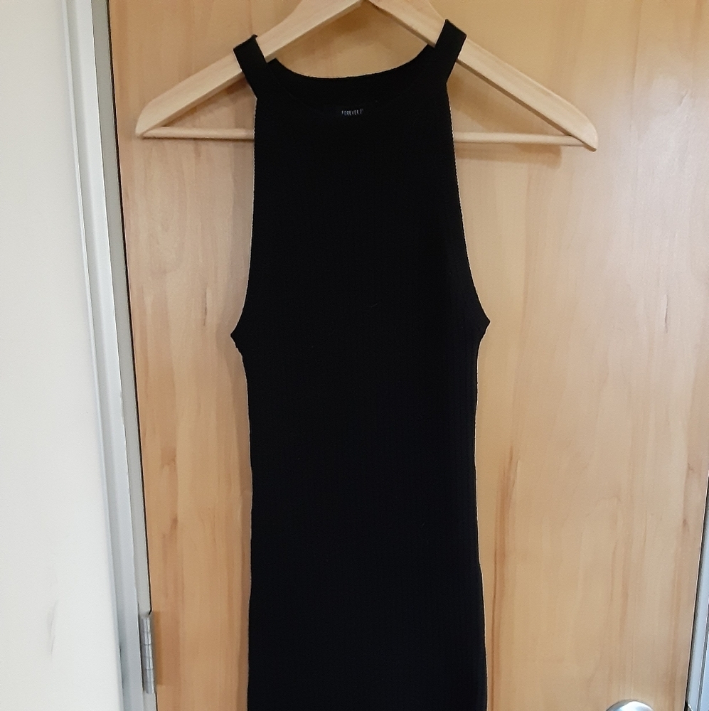 Forever 21 Sleeveless Black Ribbed Knit Dress